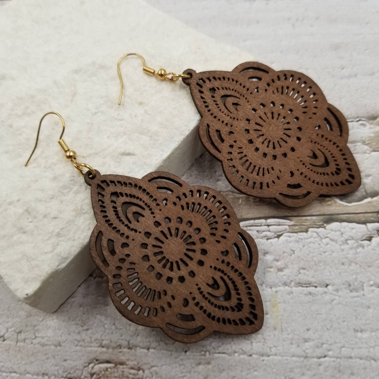 Vintage Elegant Wood Vacation Earrings