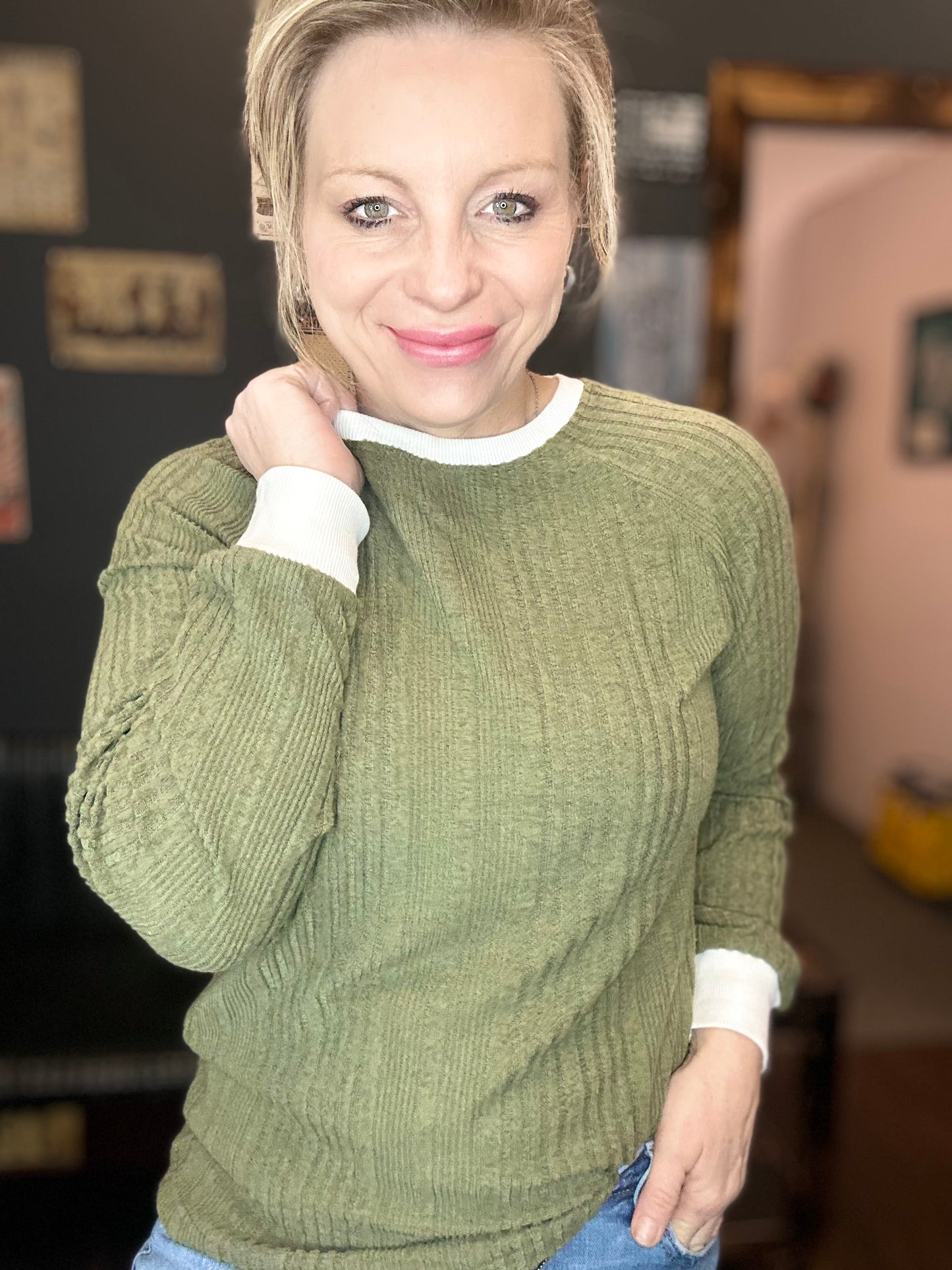 Ribbed Contrast Cuffed Round Neck Long Sleeve